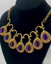 Load and play video in Gallery viewer, Necklace w/Seven Amethyst Pendant
