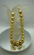 Load and play video in Gallery viewer, Bold Golden Necklace
