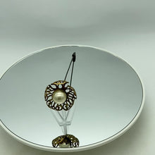 Load and play video in Gallery viewer, Vintage Hat Pin with Large Pearl
