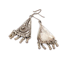 Load image into Gallery viewer, Hill Tribe Fine Silver Earrings
