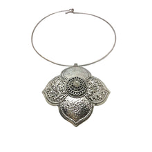Load image into Gallery viewer, Sterling Collar with Plaque
